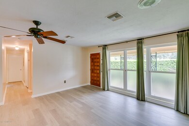 18 N Dixie Ave, Titusville, FL 32796 - photo 5