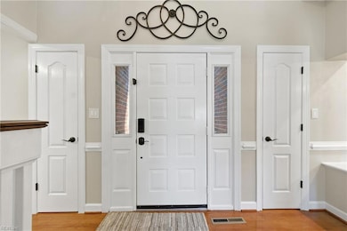 1130 Kingsbury Dr, Chesapeake, VA 23322 - photo 5