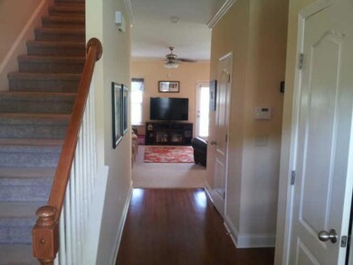 Foyer has hardwood floors