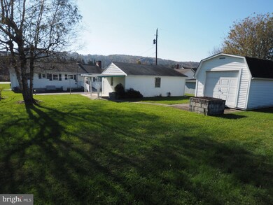 623 Penn Dr, Tamaqua, PA 18252 - photo 6