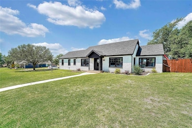 800 N Main St, Thomas, OK 73669 - photo 2