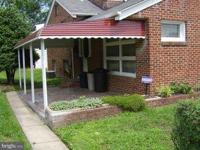 3900 The Alameda, Baltimore, MD 21218 - photo 2