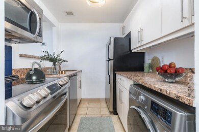 Parc Rittenhouse unit 705, Philadelphia, PA 19103 - photo 7