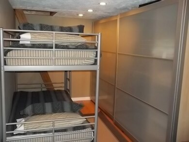 Loft bunkbeds