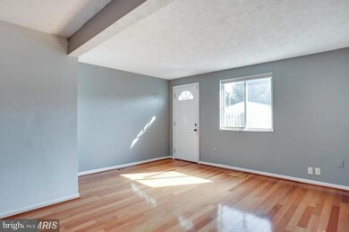 3574 Laurel View Ct, Laurel, MD 20724 - photo 5