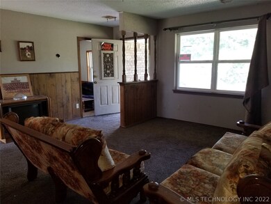 605 S 4th St, Eufaula, OK 74432 - photo 5
