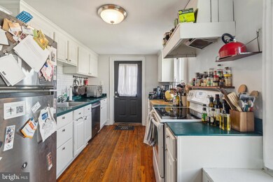 814 E Hector St, Conshohocken, PA 19428 - photo 7