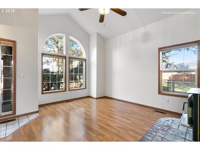 1612 N Main St, Newberg, OR 97132 - photo 3