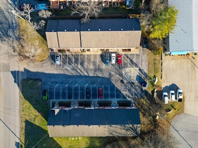 1660 Baltimore Dr unit 2, Clarksville, TN 37043 - photo 4