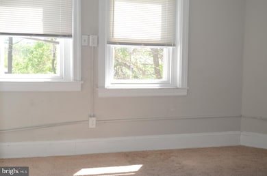 354 E Penn St unit 7, Norristown, PA 19401 - photo 5