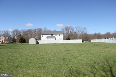 9475 Brittingham Ct, La Plata, MD 20646 - photo 5