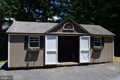 14471 Winchester Grade Rd, Berkeley Springs, WV 25411 - photo 6