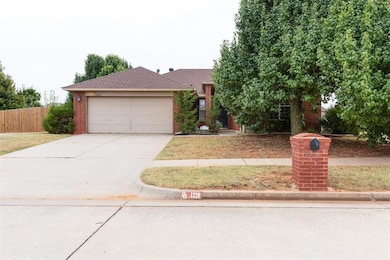 1220 Eastview Cir, Yukon, OK 73099 - photo 2