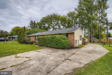 2413 Lodge Farm Rd, Sparrows Point, MD 21219 - photo 7