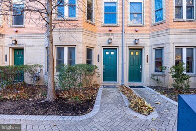 2209 12th Ct N, Arlington, VA 22201 - photo 2