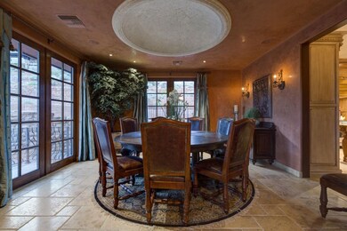 Formal Dining