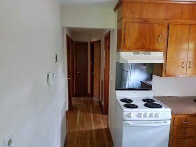 21 Park Ave unit 2, Foxboro, MA 02035 - photo 2