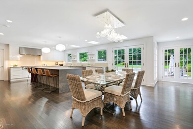 2 Lauder Way Greenwich CT-large-006-11-0