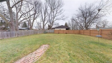 697 Westbrook Dr, North Tonawanda, NY 14120 - photo 6