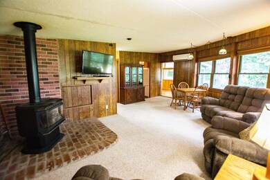 2122 State Highway 9, Decorah, IA 52101 - photo 5