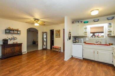 513_8th_st_MLS_HID1087247_ROOMkt1