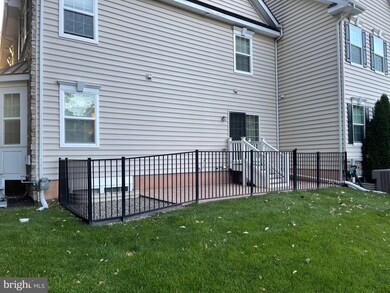 3880 Cephas Child Rd unit 10, Doylestown, PA 18902 - photo 4