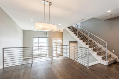 1012 2nd St SE, Cedar Rapids, IA 52401 - photo 3