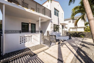 7910 Byron Ave unit 3, Miami Beach, FL 33141 - photo 3