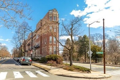 250 Brattle St unit 31, Cambridge, MA 02138 - photo 2