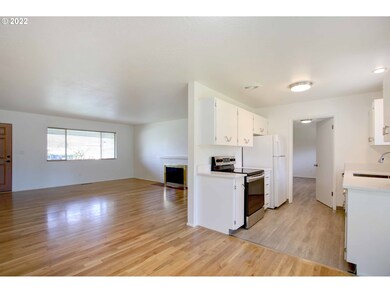 12720 SW Glenhaven St, Portland, OR 97225 - photo 6