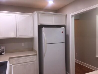 205 Camellia Ct unit 205, Brunswick, GA 31520 - photo 7