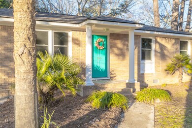 3 BR brick ranch