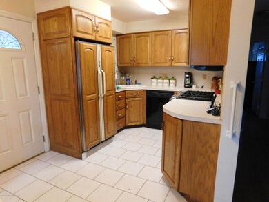 208 Fairbanks Ave, Staten Island, NY 10306 - photo 6