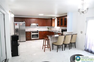 743 E Emmaus Ave, Allentown, PA 18103 - photo 2