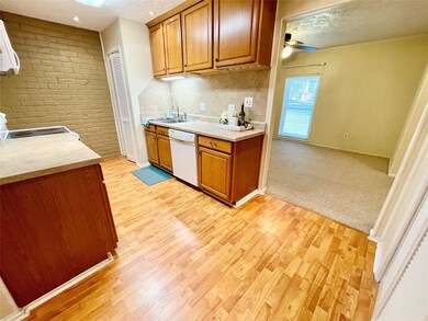 3764 Laura Leigh Dr, Friendswood, TX 77546 - photo 7