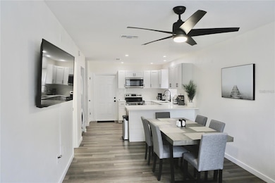 3308 SW 26th Way unit B, Gainesville, FL 32608 - photo 4