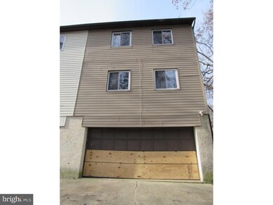 523 Gia Cir, Clifton Heights, PA 19018 - photo 2