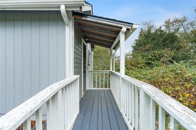 2405 1st St, Cosmopolis, WA 98537 - photo 4