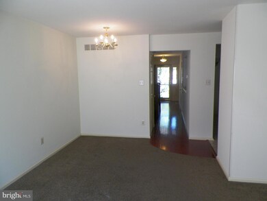 61 Piccadilly Cir, Doylestown, PA 18901 - photo 6