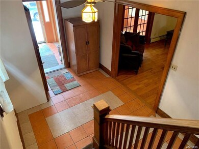 555 17th St, Niagara Falls, NY 14301 - photo 2