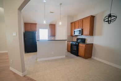 15911 Pleasant Green Cir, Tomball, TX 77377 - photo 5