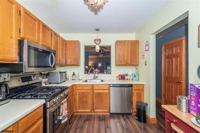 1514 Hamilton Ct unit 214, Mays Landing, NJ 08330 - photo 4