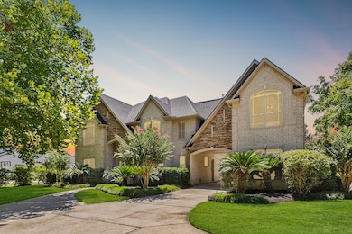 11827 Water Oak Drive - your own serene escape tuc