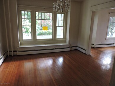 64 Yeager Ave, Kingston, PA 18704 - photo 4