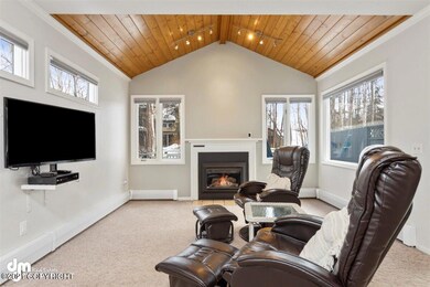 03-Living Room_SOPH2874