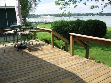 869 E Hess Lake Dr, Grant, MI 49327 - photo 4