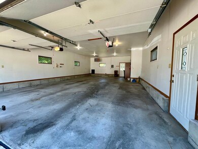 201 Mcarthur Dr, Albert Lea, MN 56007 - photo 6