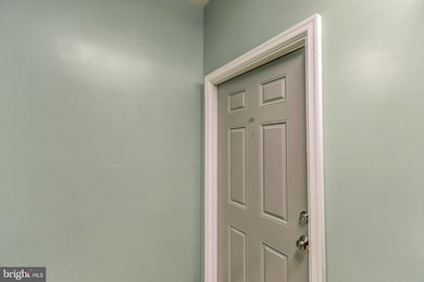 422 W Franklin St unit 1A, Baltimore, MD 21201 - photo 5