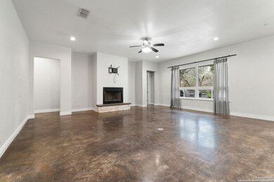 12255 Tiger Rd, Helotes, TX 78023 - photo 5