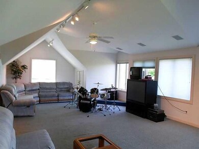 Other Bonus Room looking from the North